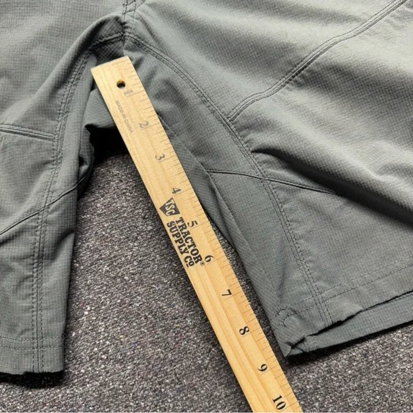 Kuhl Silencr Grey Casual Shorts Mens Size 30 - Picture 5 of 10